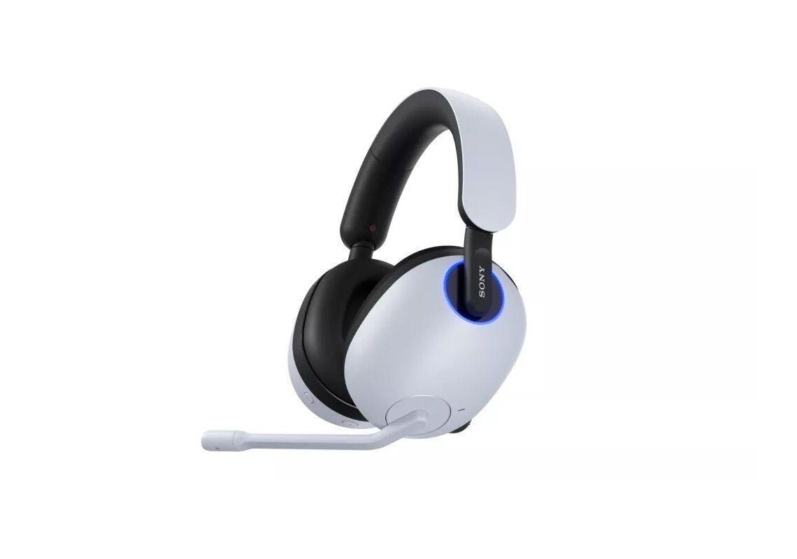 Sony lanseerasi ensimmäiset pelikuulokkeensa ja -näyttönsä