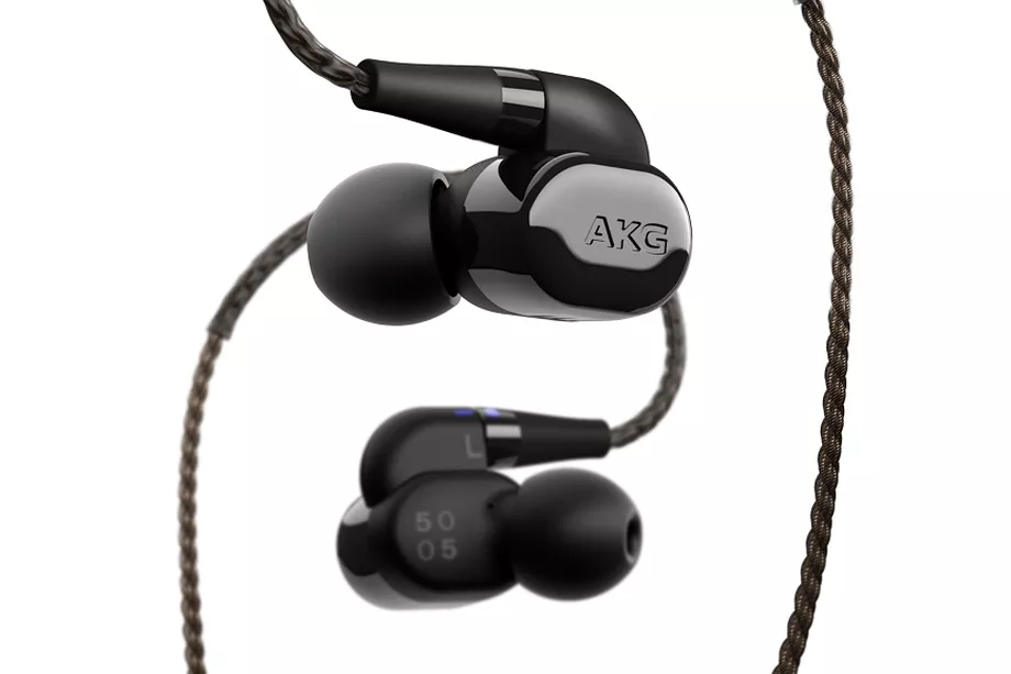 AKG:lta highend-nappikuulokkeet