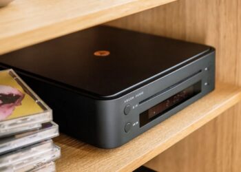 The new arrival of CDs is also reflected in devices – the Argon Audio CD1 is a new CD player priced at 399 euros