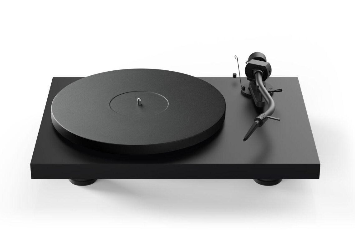 New Debut Pro S record player and vinyl sound purifier from Pro-Ject