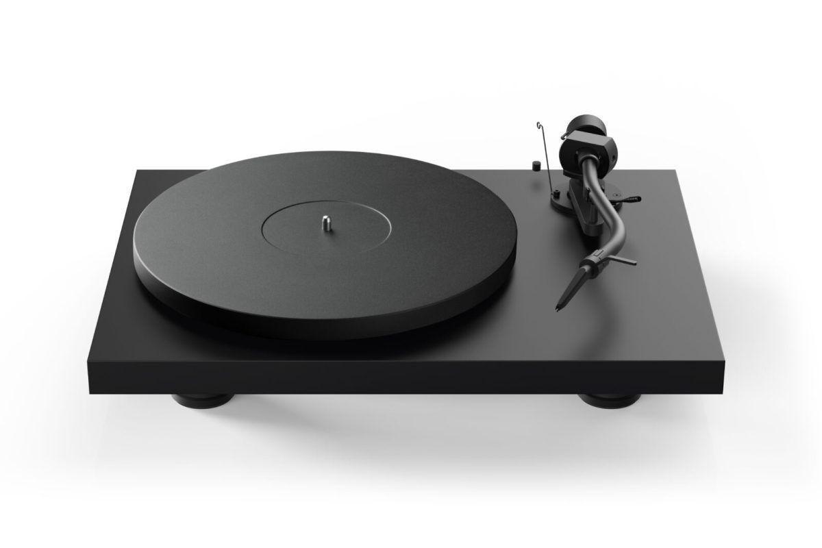 New Debut Pro S record player and vinyl sound purifier from Pro-Ject
