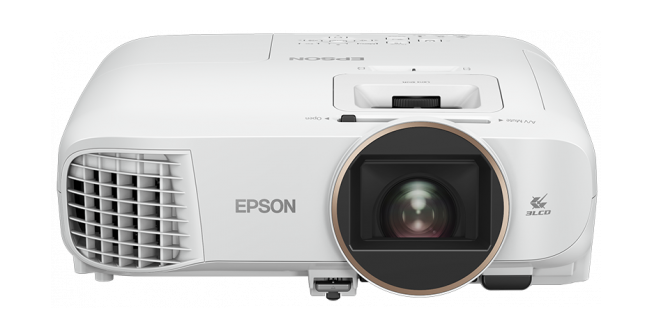 Testissä Epson EH-TW5650 -projektori – kirkas kuin tähti
