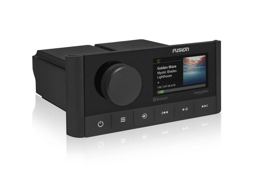 Garmin introduced two stereo and speaker sets for boats