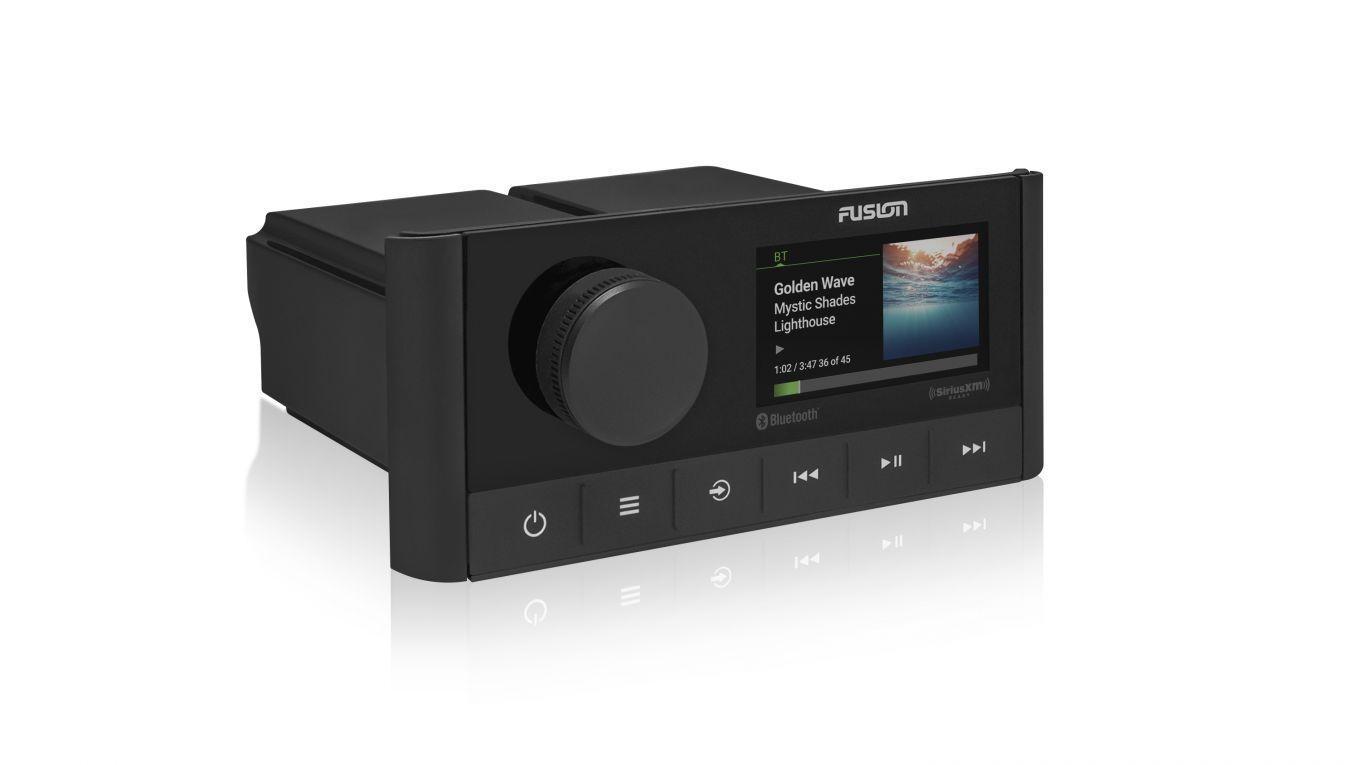 Garmin introduced two stereo and speaker sets for boats