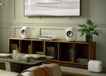 The KEF LS LUXE takes wireless headphones design to the next level – Ross Lovegrove’s design packs 760 watts of amplification power