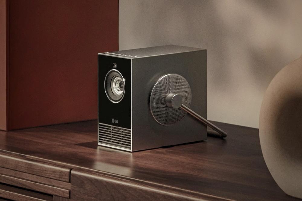 LG Introduces the Compact 4K Projector