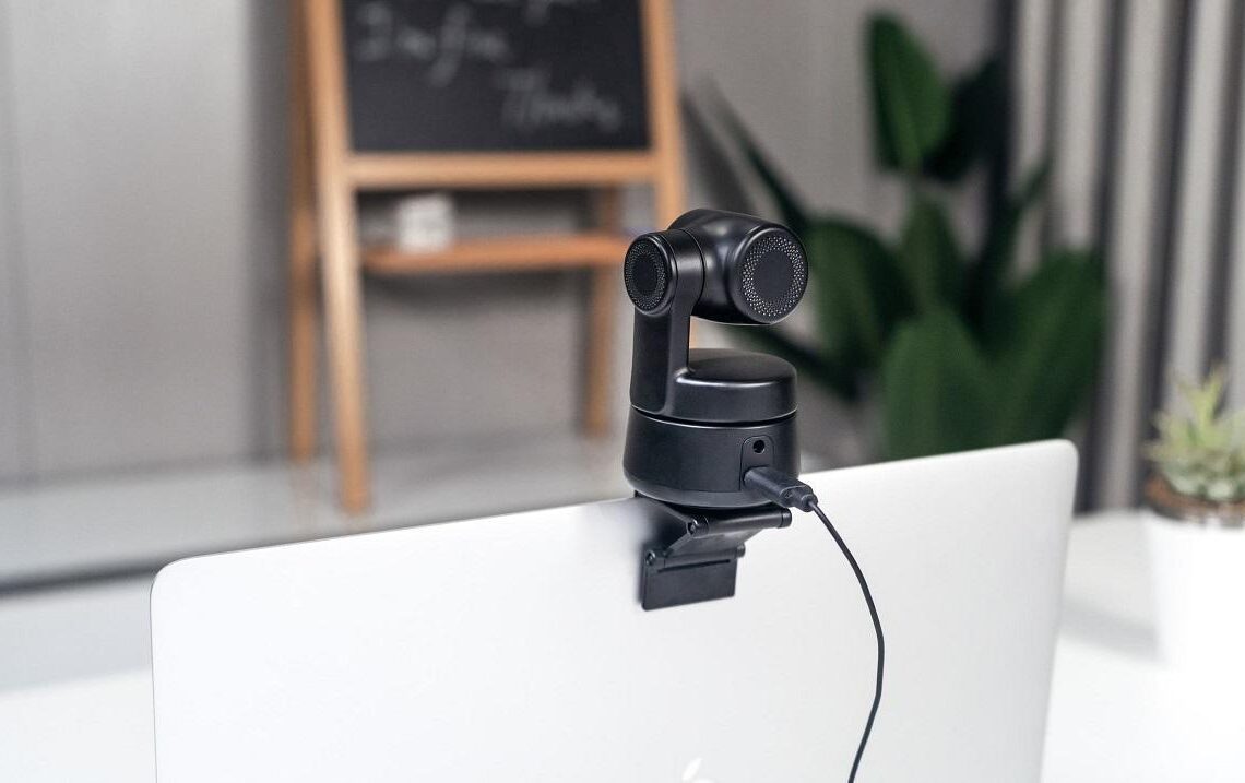 Smart assistance for remote meetings and live streaming with the motorized OBSBOT Tiny web camera