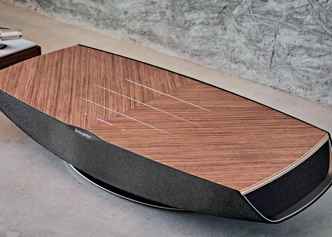 Kokeilussa Sonus Faber Omnia -musiikkikeskus: Kaikin puolin kaunis paketti