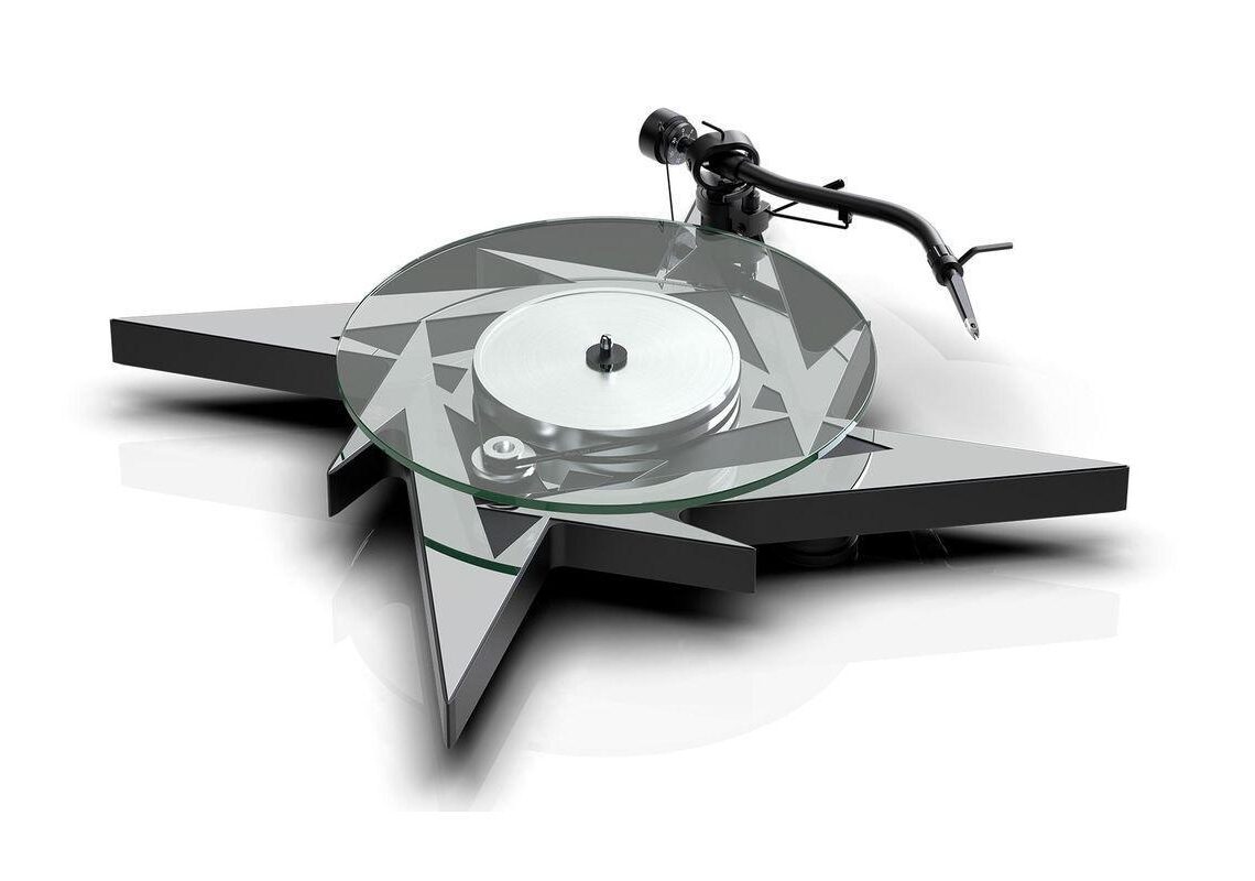Pro-Ject announced the Metallica record player