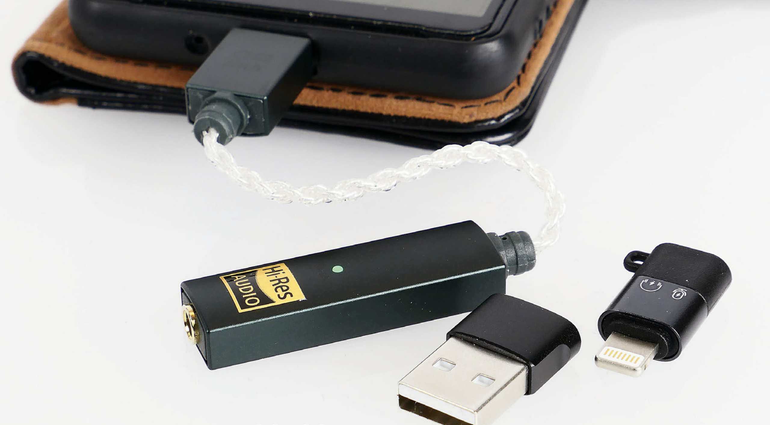In the experiment with iFi Audio Go Link: Give the headphones an extra boost