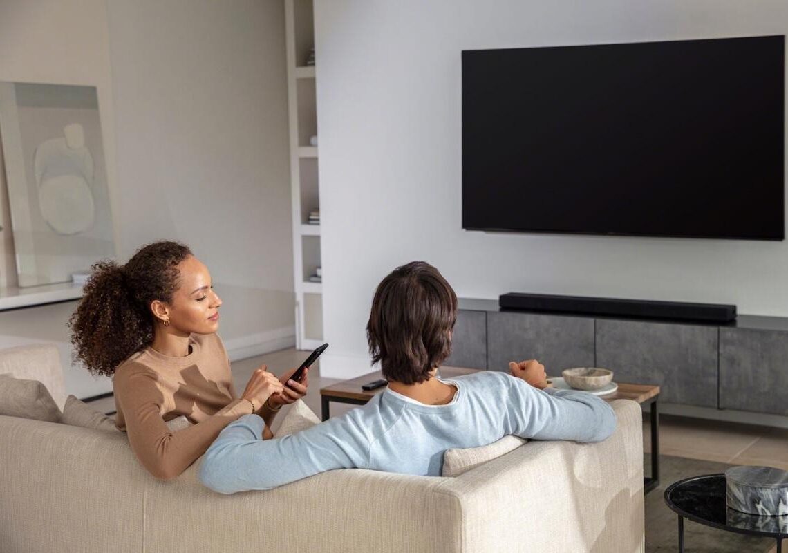 Sony esitteli HT-A5000-soundbarin virtuaalisella Atmos-toistolla