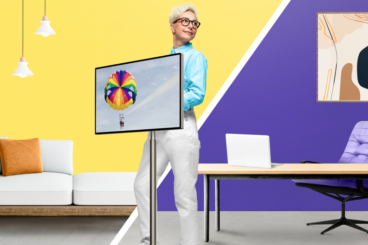 Thomson introduced the Go Plus portable 32″ Ultra-HD touchscreen for home and office use
