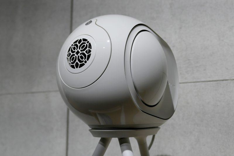 In the experiment, we used the Devialet Phantom Reactor 900 speaker – a small miracle
