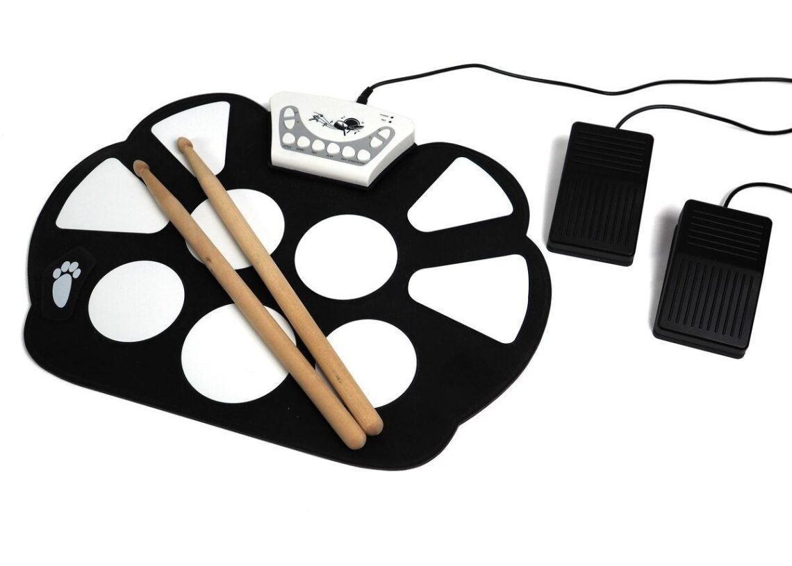 Kokeilussa Roll Up Drum Kit: Rummut rullalle!
