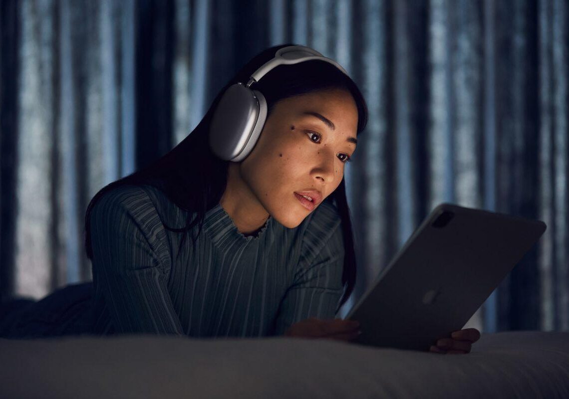 Applefanien odotus ohi – AirPods Max -on-ear-kuulokkeet nyt julki ja tilattavissa