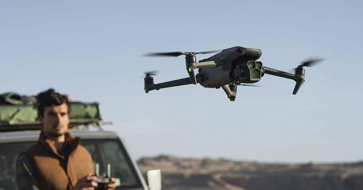 DJI has unveiled the Mavic 3 Pro quadcopter