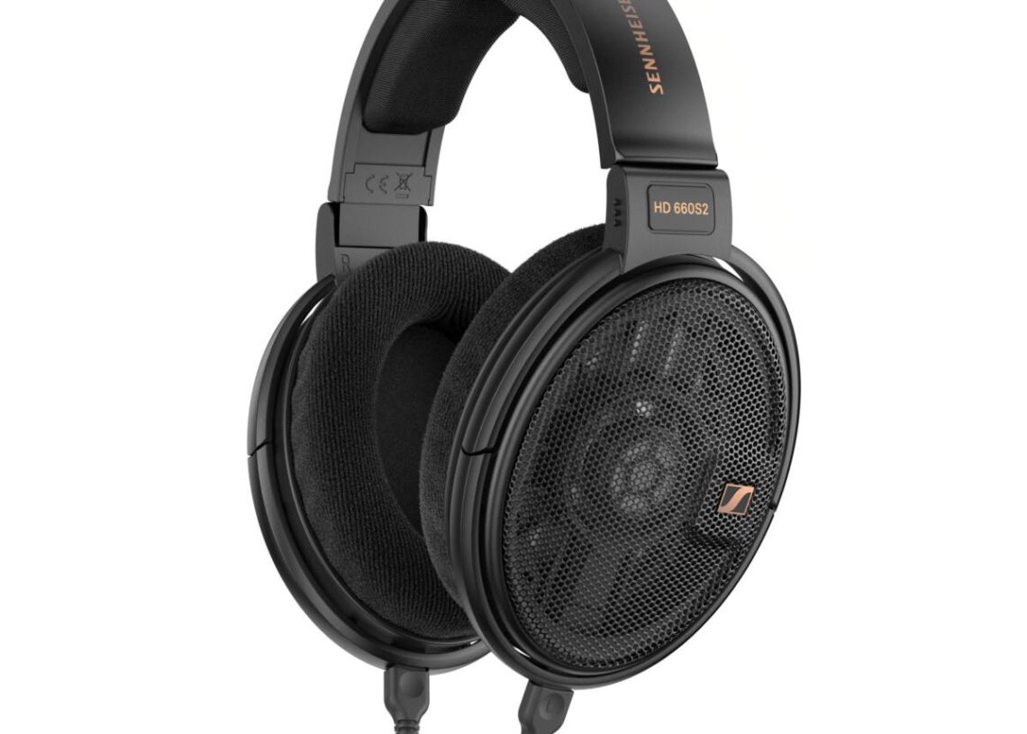 Classic update – Sennheiser introduced the new HD 660 S2 headphones