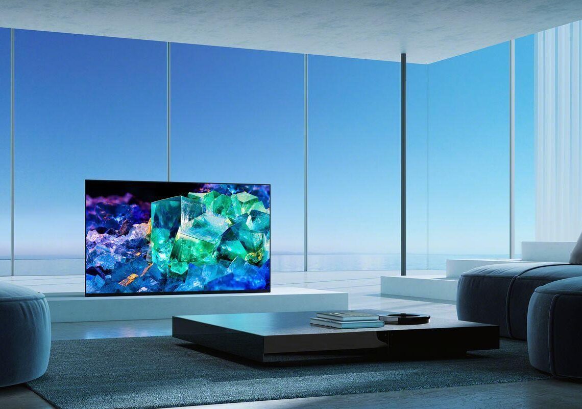 Sonyltä uudella QD-OLED-paneelilla varustettu televisio