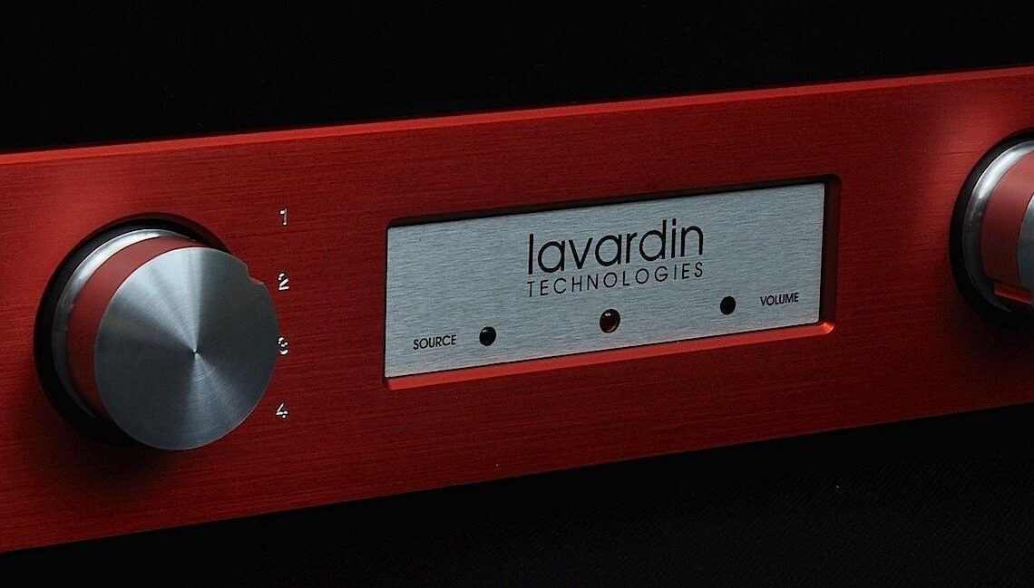 Luxman's festive tube amplifier
