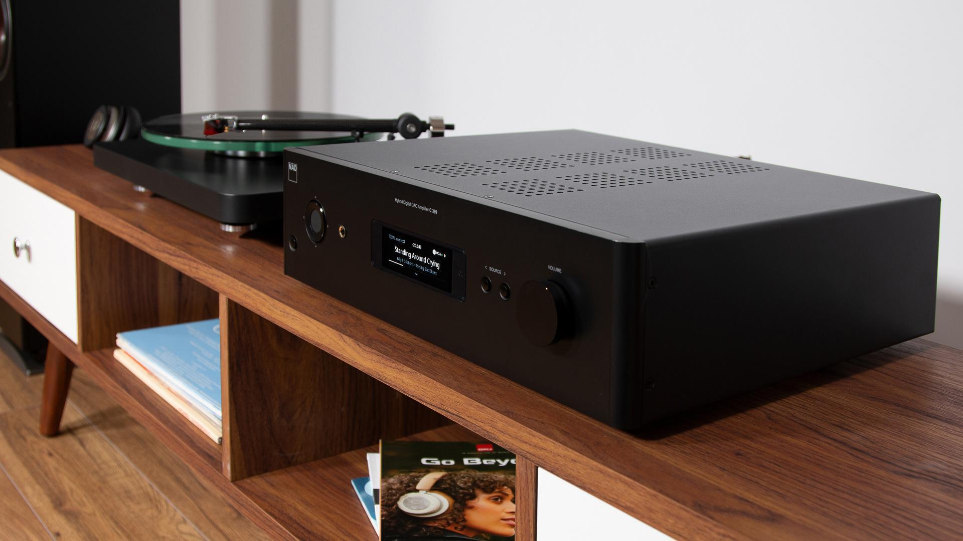 An integrated amplifier tailored for the future?