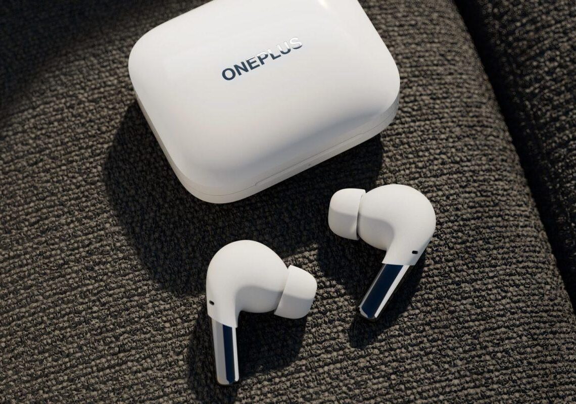 OnePlussalta täyslangattomat vastamelukuulokkeet Atmos-toistolla