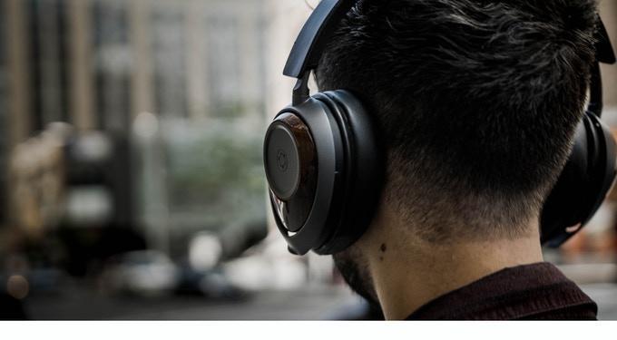 Digital Trends kokeili grafeenista tehdyt kuulokkeet