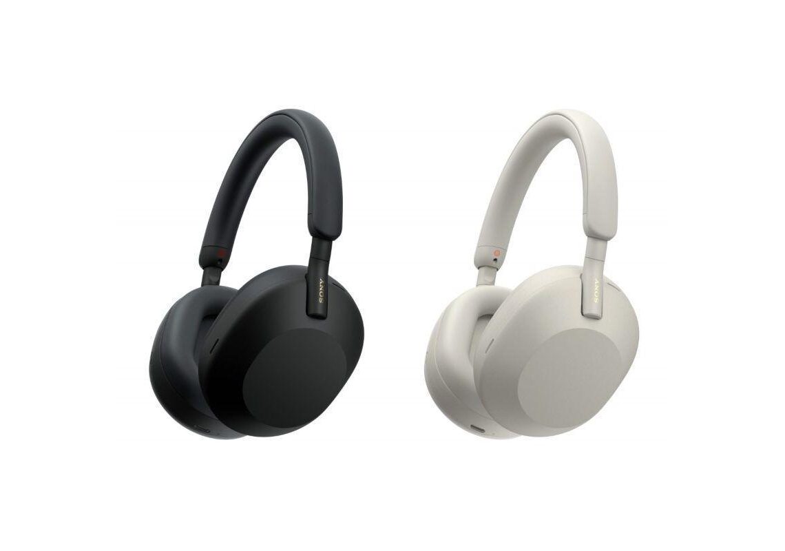 Sony's popular noise-canceling headphones were updated – more powerful noise cancellation function, new speaker elements and a sleeker design
